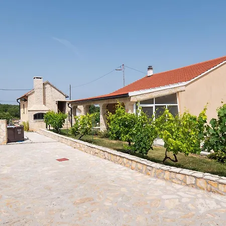 House Runaway Vakantiehuis Unesic