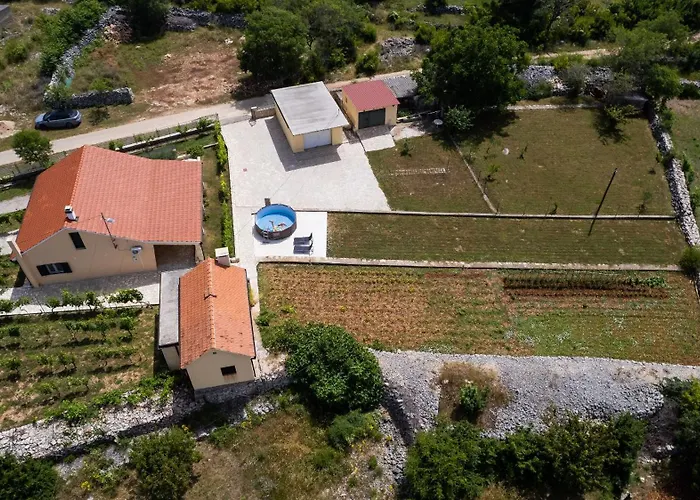 House Runaway Vakantiehuis Unesic